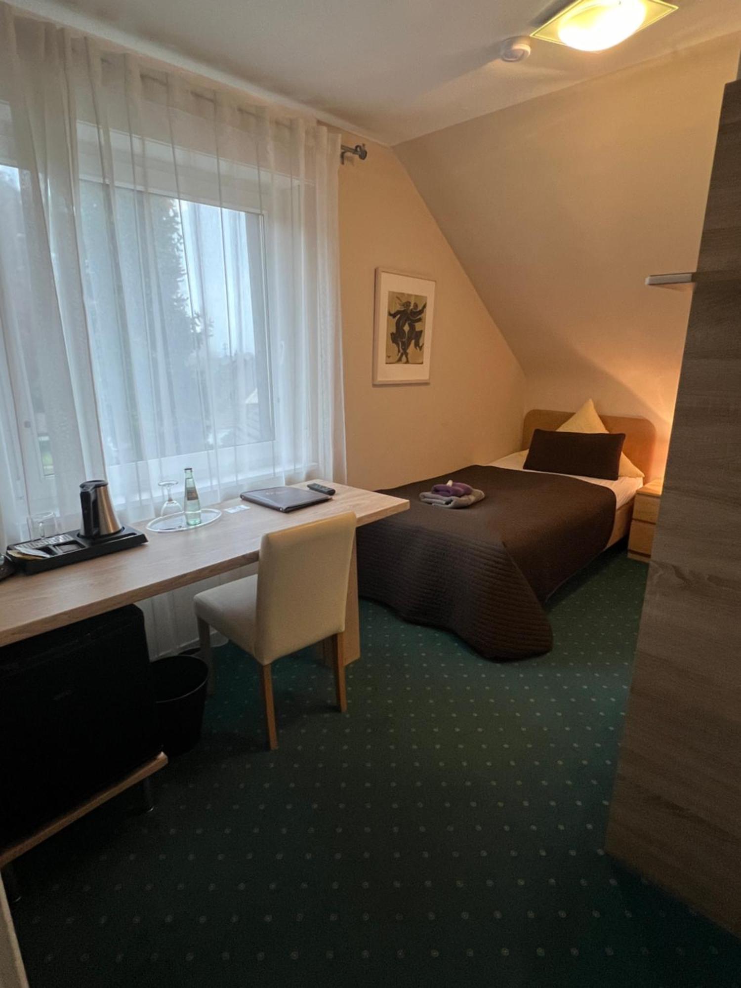 Hotel Sonnenhof Merzig Extérieur photo